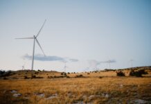 Energia wiatru a bezpieczeństwo energetyczne Polski co daje nam rozwój lądowych i morskich farm wiatrowych Energia wiatru a bezpieczeństwo energetyczne Polski co daje nam rozwój lądowych i morskich farm wiatrowych
